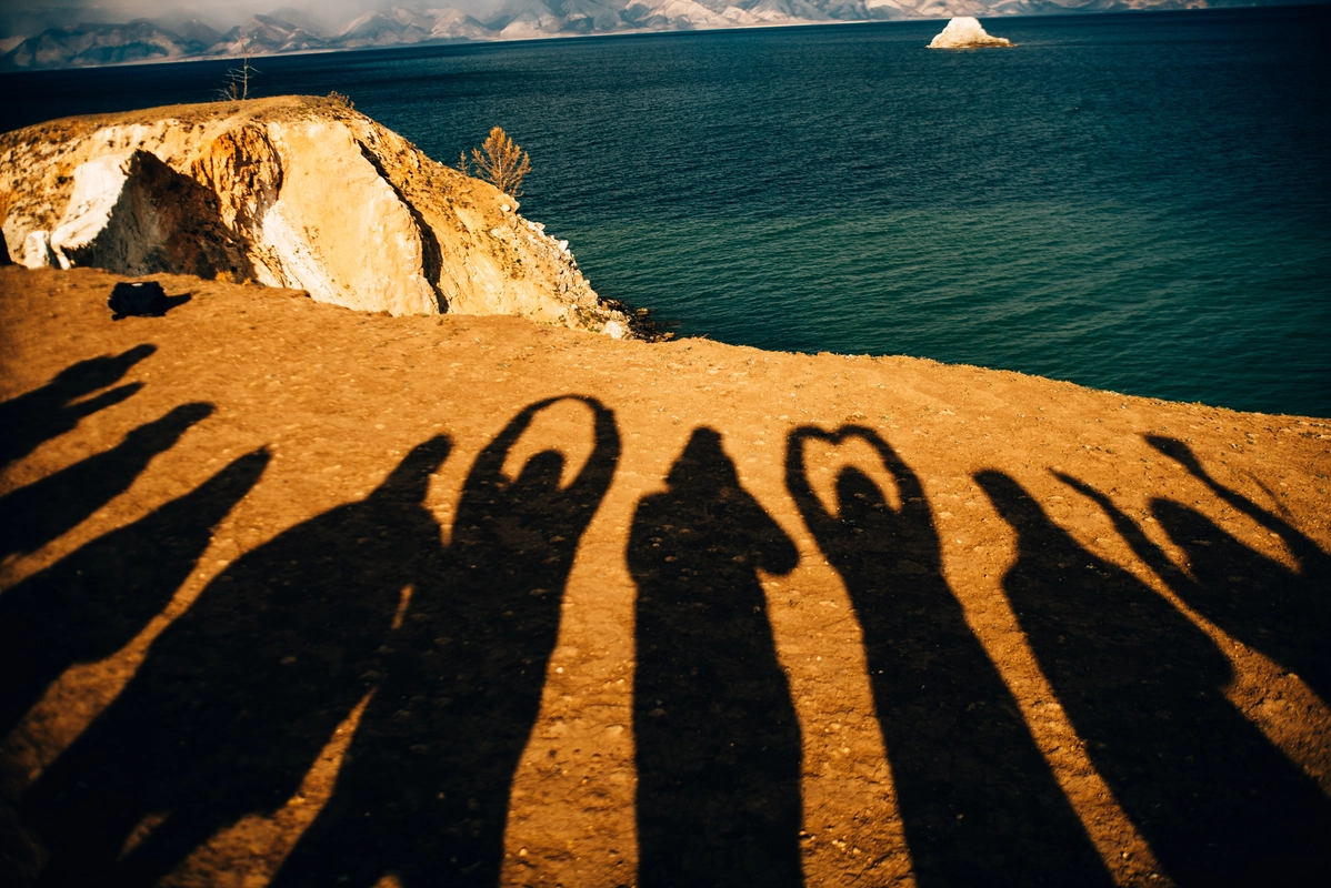 Group Tours: When They’re Worth It and When They’re Not