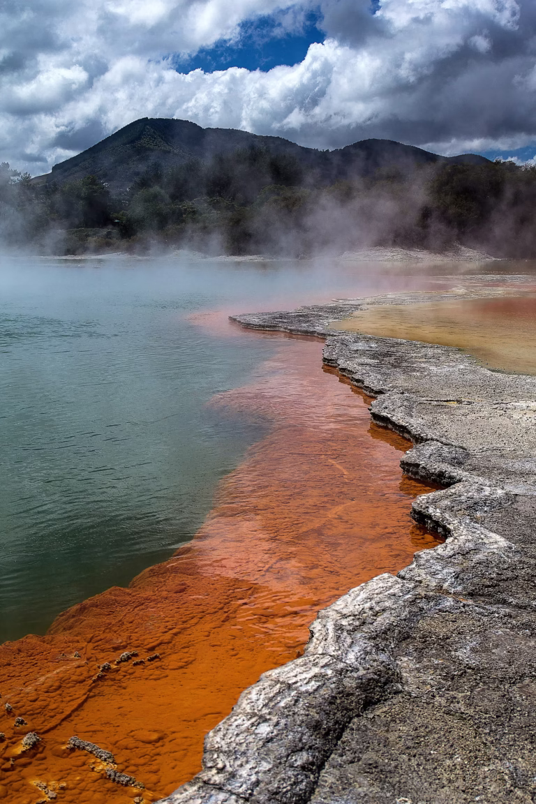 新西兰奥卡塔伊纳火山中心的瓦欧塔普