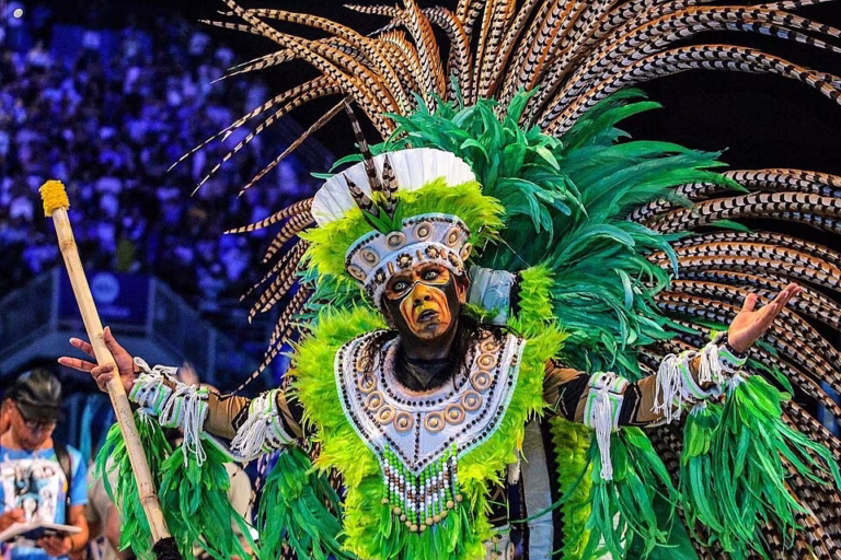 Pajé-sjamanentooi op het Parintins Festival, Brazilië